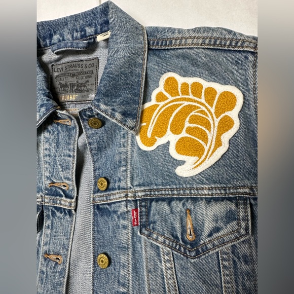 Levis Jacquard by Google Denim Trucker Jacket 🪻 - Picture 9 of 10